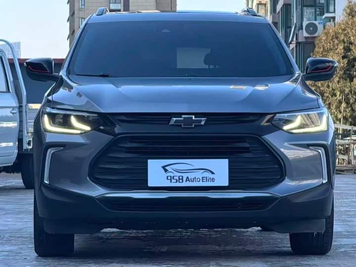 Фото 2 - Chevrolet Tracker