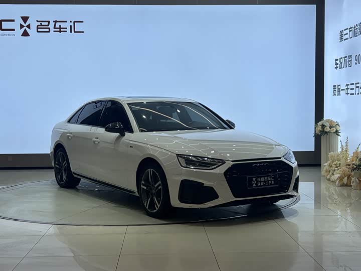 Фото 3 - Audi A4L