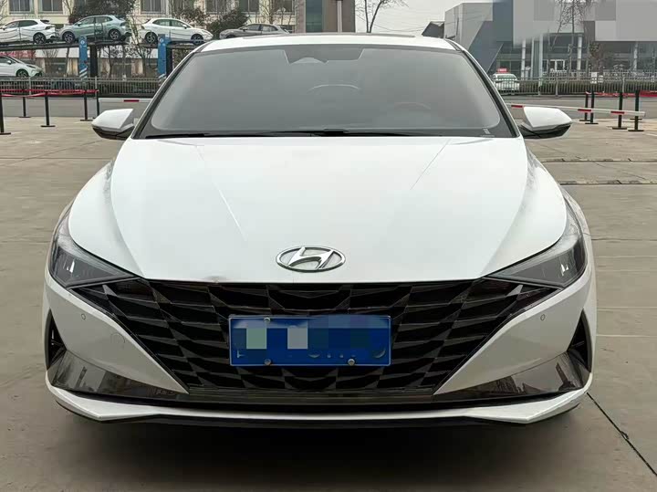 Фото 2 - Hyundai Elantra N line