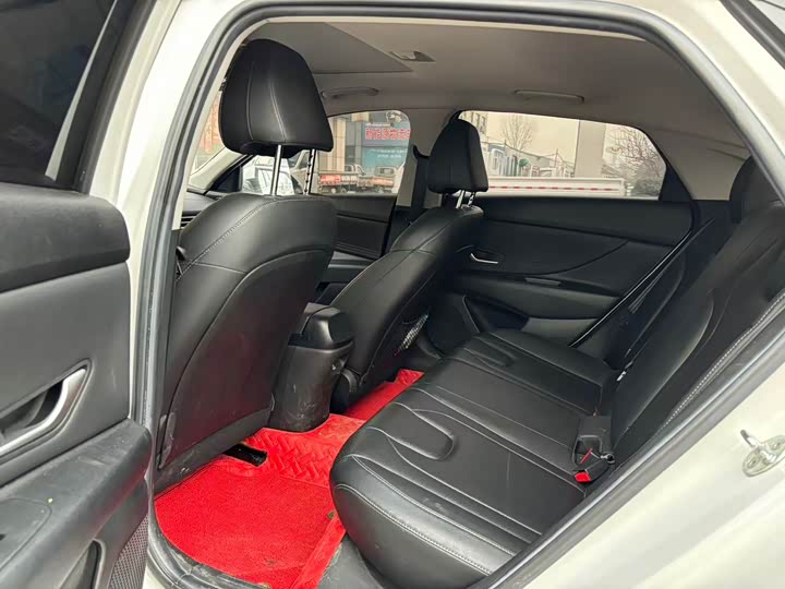 Фото 8 - Hyundai Elantra N line