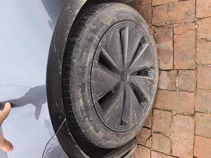 Фото 6 - Tesla Model 3