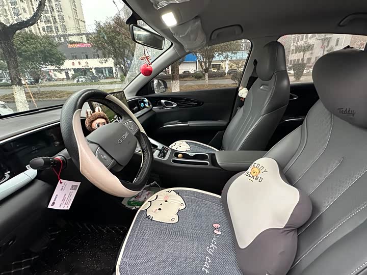 Фото 3 - Geely Galaxy Geome