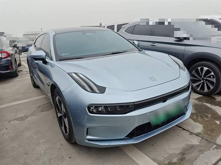 Фото 4 - Zeekr 001