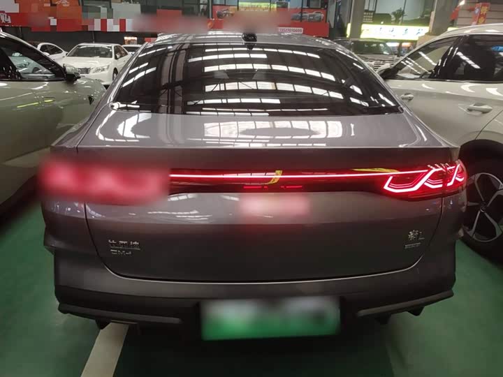 Фото 6 - BYD Qin L