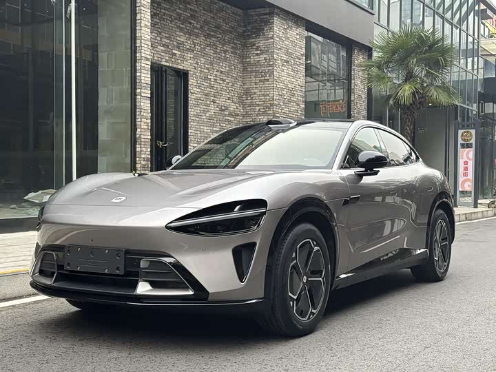 Фото 1 - Xiaomi YU7