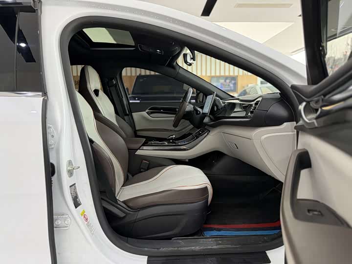 Фото 6 - BYD Qin Plus