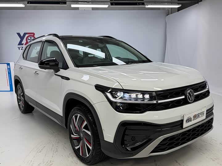 Фото 3 - Volkswagen Tharu