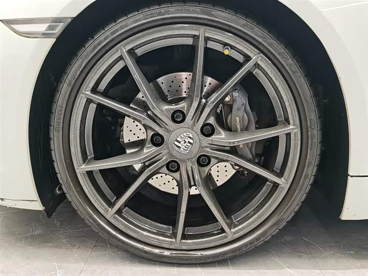 Фото 4 - Porsche 718