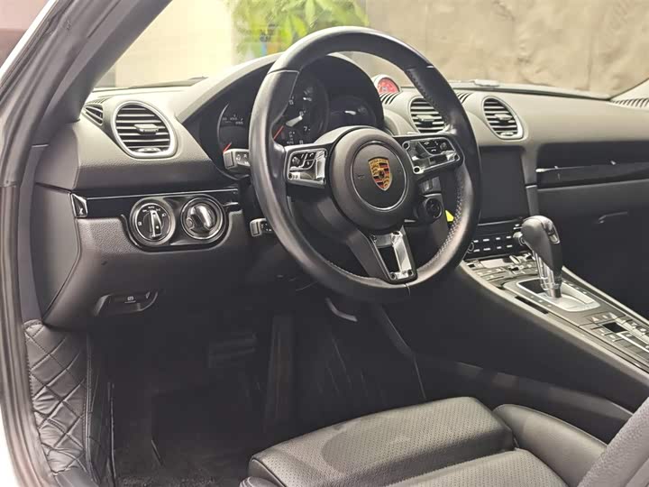 Фото 7 - Porsche 718