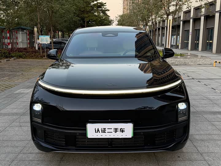 Фото 2 - LiXiang L8