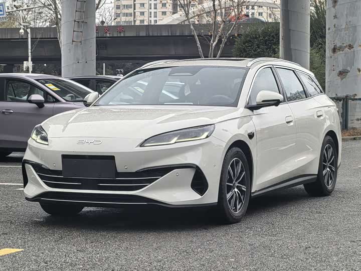 Фото 1 - BYD Seal 06 Hybrid/EV