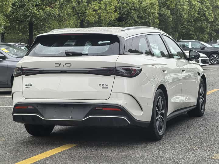 Фото 8 - BYD Seal 06 Hybrid/EV