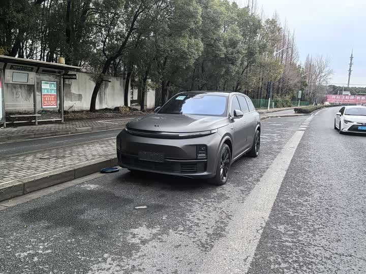 Фото 1 - LiXiang L7