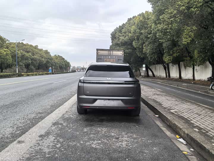 Фото 8 - LiXiang L7