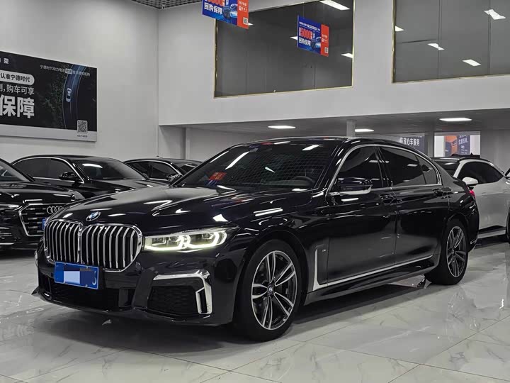 Фото 1 - BMW 7 Series