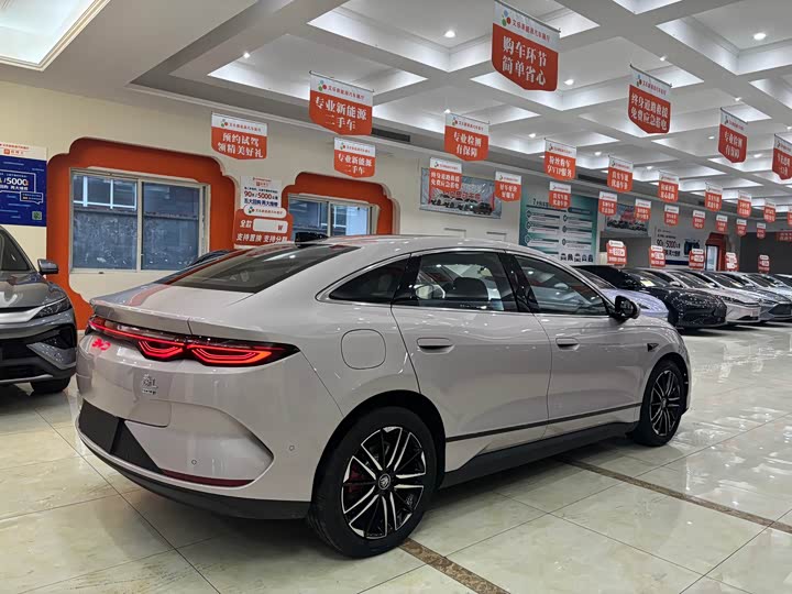 Фото 5 - BYD Qin L