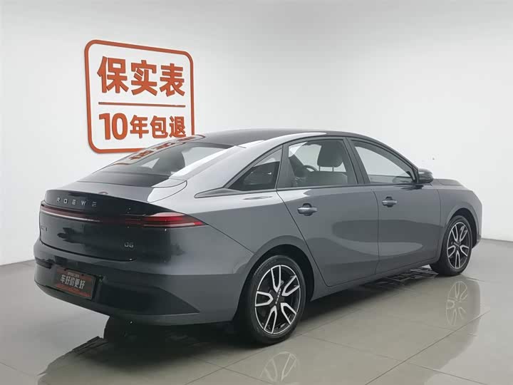 Фото 2 - Roewe D6