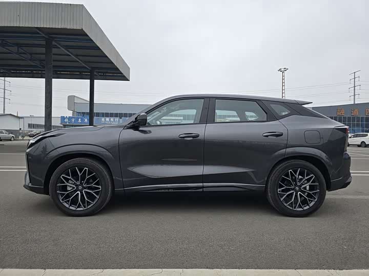 Фото 3 - Changan UNI-Z