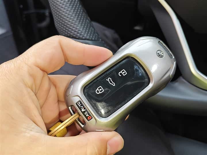 Фото 9 - Volkswagen Lamando L