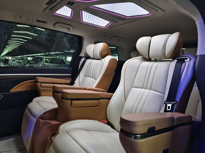 Фото 5 - GAC Trumpchi M8