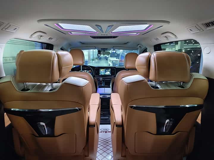 Фото 9 - GAC Trumpchi M8