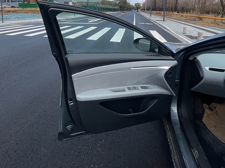 Фото 8 - XPeng Mona M03