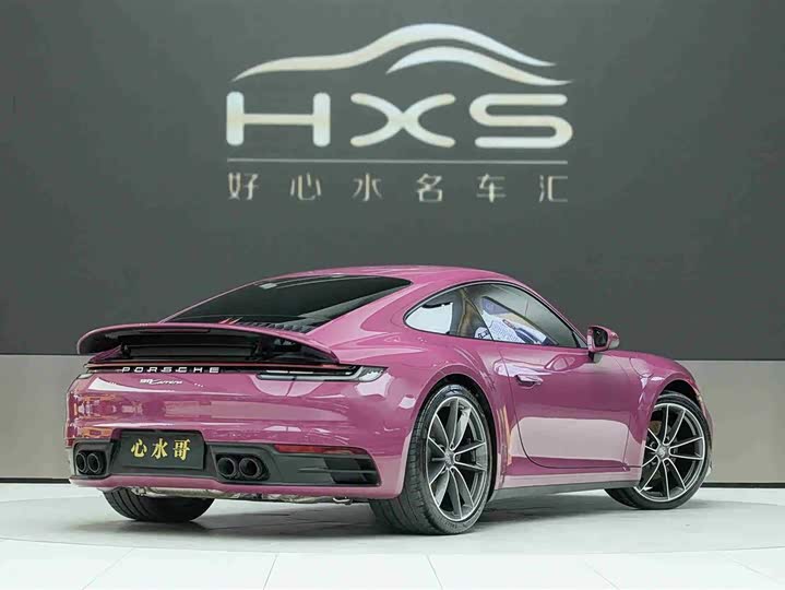 Фото 4 - Porsche 911