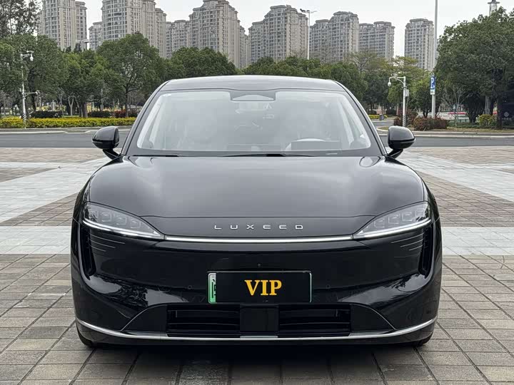 Фото 2 - Luxeed R7