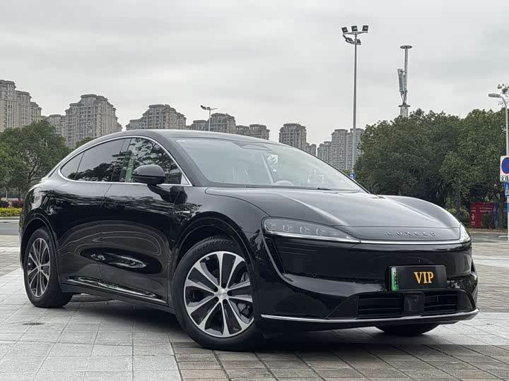 Фото 3 - Luxeed R7