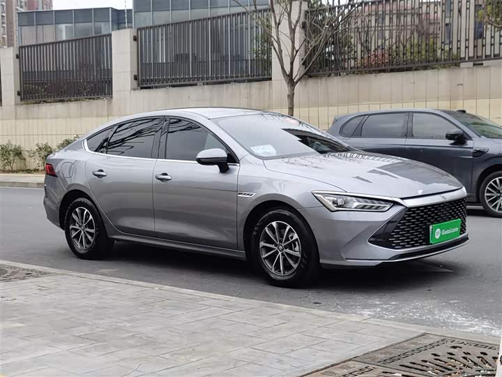 Фото 4 - BYD Qin Plus