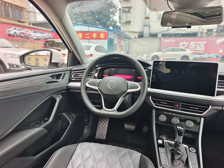 Фото 8 - Volkswagen Sagitar L