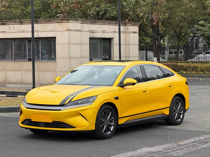 Фото 1 - BYD Qin L