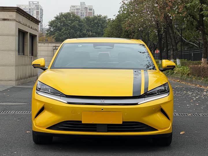 Фото 2 - BYD Qin L