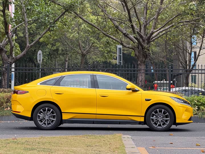 Фото 3 - BYD Qin L