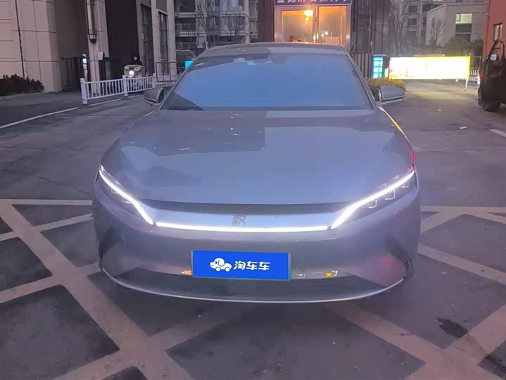 Фото 2 - BYD Han