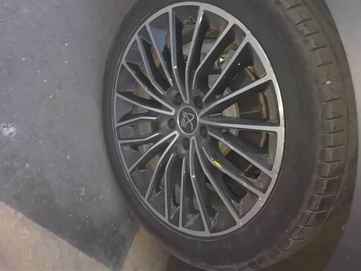 Фото 6 - BYD Han