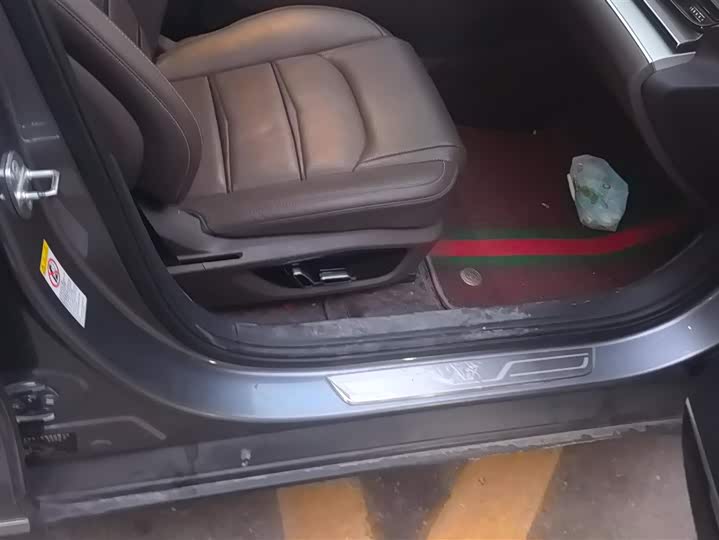 Фото 8 - BYD Han