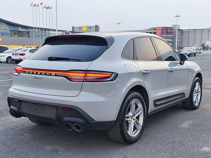 Фото 3 - Porsche Macan