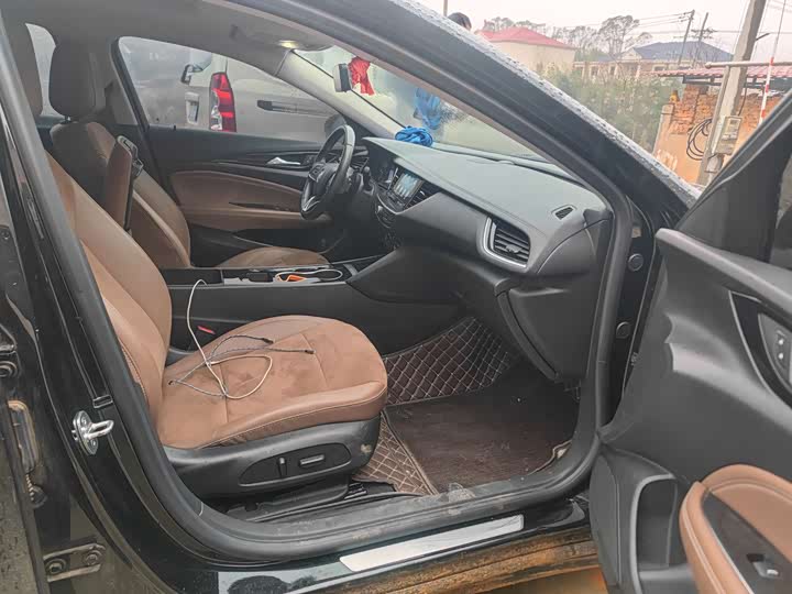 Фото 4 - Buick Regal