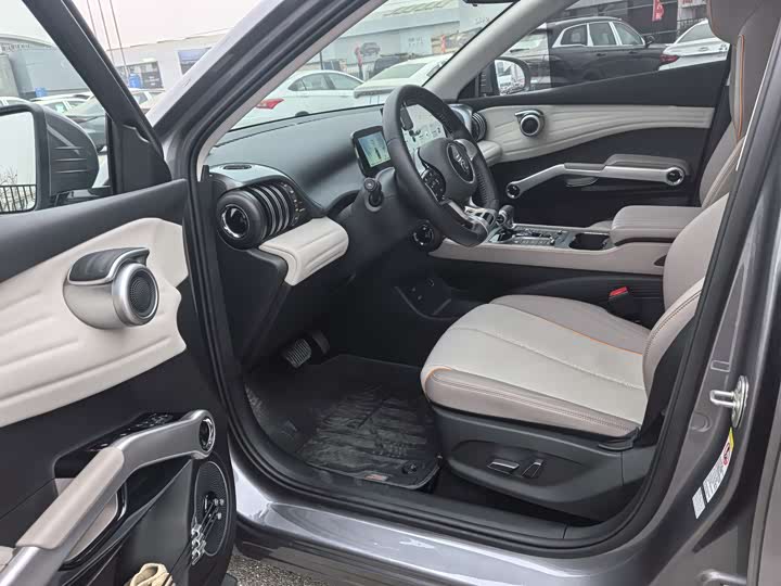 Фото 7 - BYD Yuan Plus