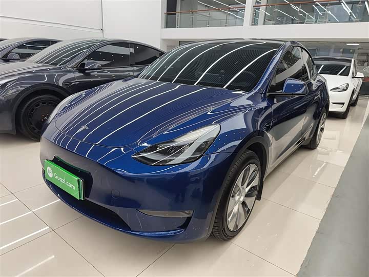 Фото 2 - Tesla Model Y