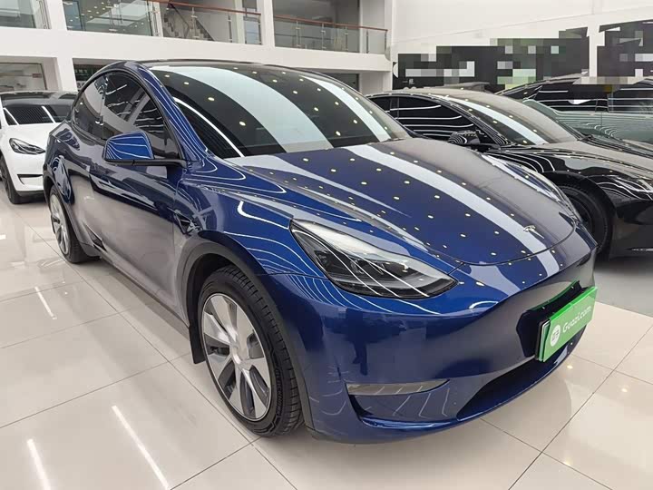Фото 4 - Tesla Model Y