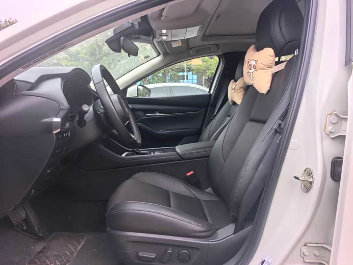 Фото 3 - Mazda 3 (Axela)