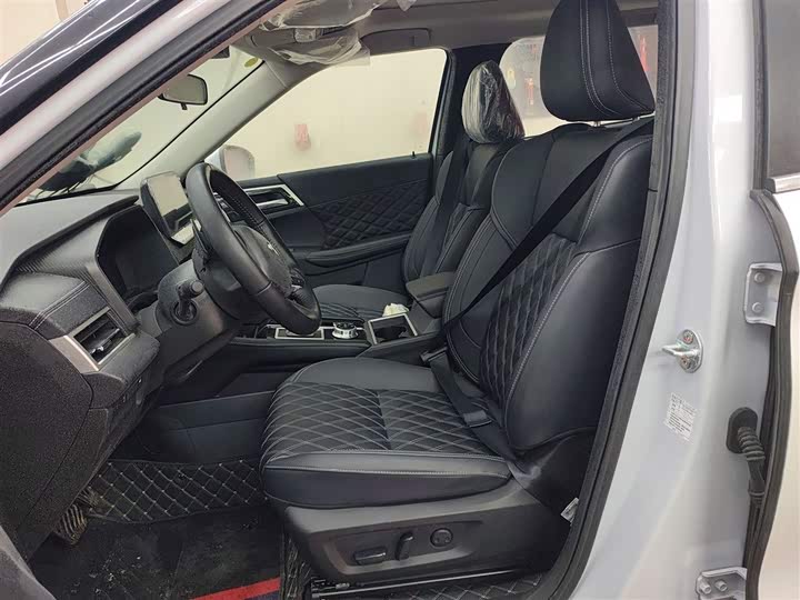 Фото 8 - Mitsubishi Outlander