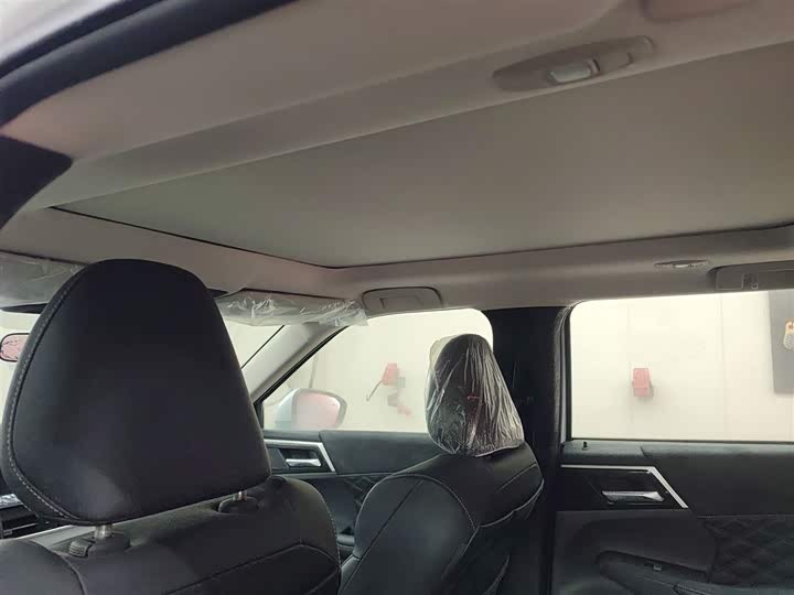 Фото 9 - Mitsubishi Outlander