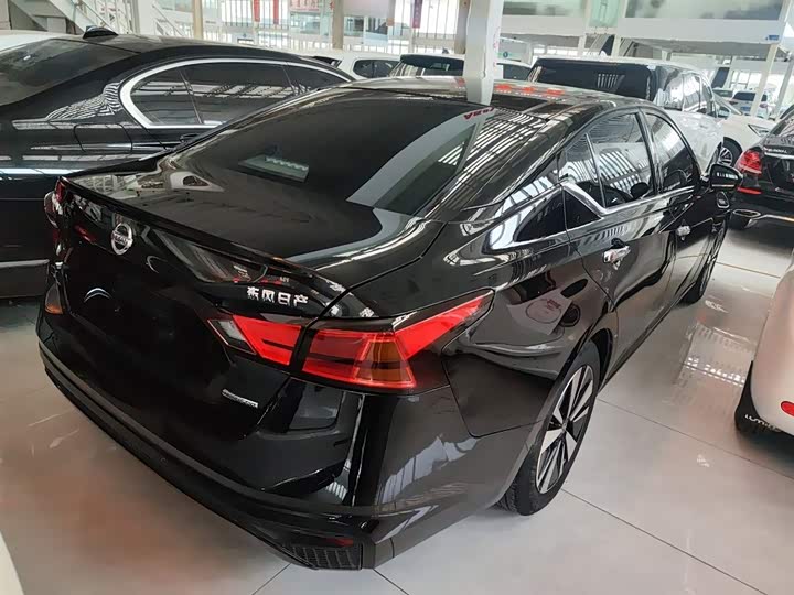 Фото 7 - Nissan Teana