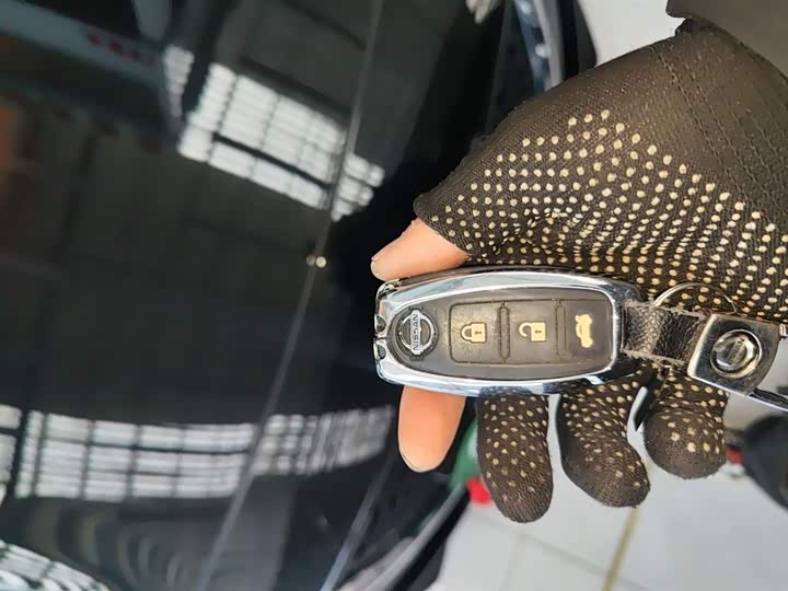 Фото 9 - Nissan Teana