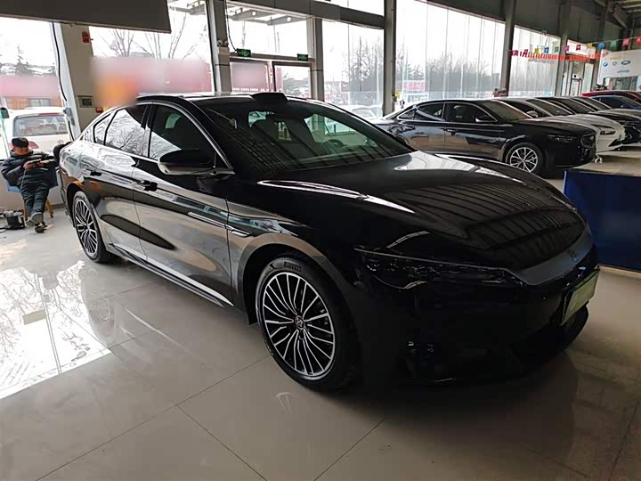 Фото 4 - BYD Han