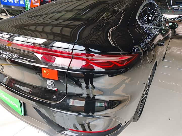 Фото 8 - BYD Han