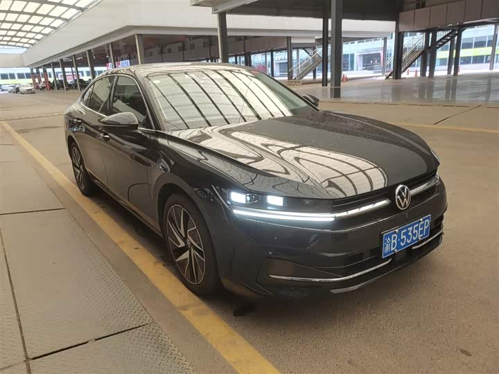 Фото 4 - Volkswagen Magotan